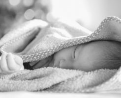 【赤ちゃん】新生児黄疸はいつまで？原因や症状は?数値の基準値は?