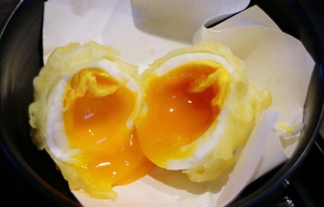 簡単レシピの作り方♪半熟卵の天ぷらが超美味しい