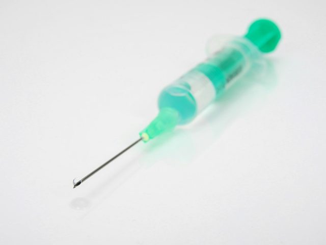 syringe-1573024_960_720